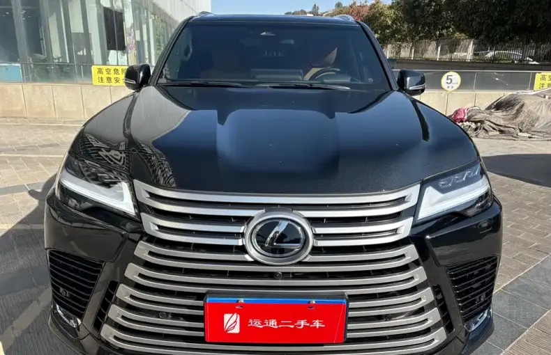 Lexus LX 2025 из Китая