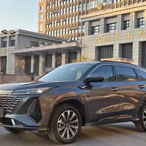 Changan 长安CS75PLUS 2024 из Китая