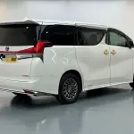 Lexus LM 2022 из Китая