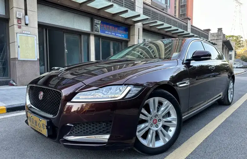 Jaguar XFL 2017 из Китая