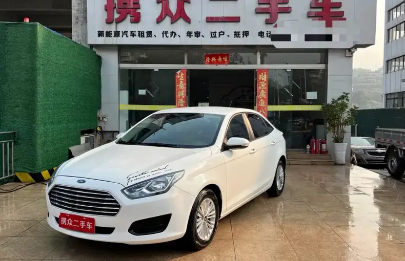 Ford Escort 2018 из Китая