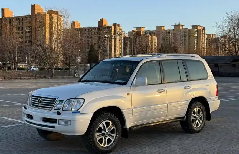 Lexus LX 2007 из Китая