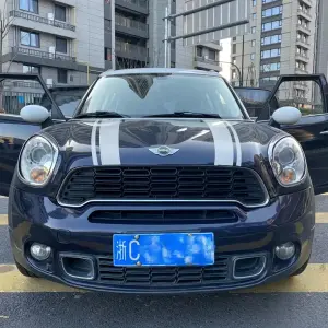 MINI Mini Countryman 2012 из Китая