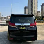 Toyota Alphard 2017 из Китая