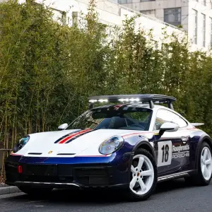 Porsche 911 2025 из Китая