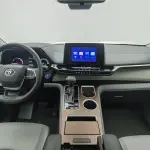 Toyota Granvia 2023 из Китая