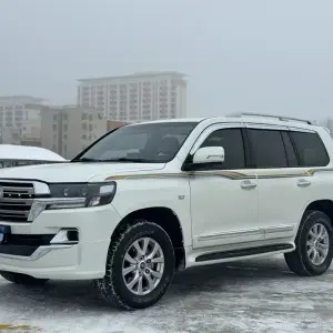 Toyota Land Cruiser 2016 из Китая