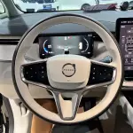 Volvo EM90 2025 из Китая