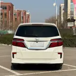Honda Elysion 2017 из Китая