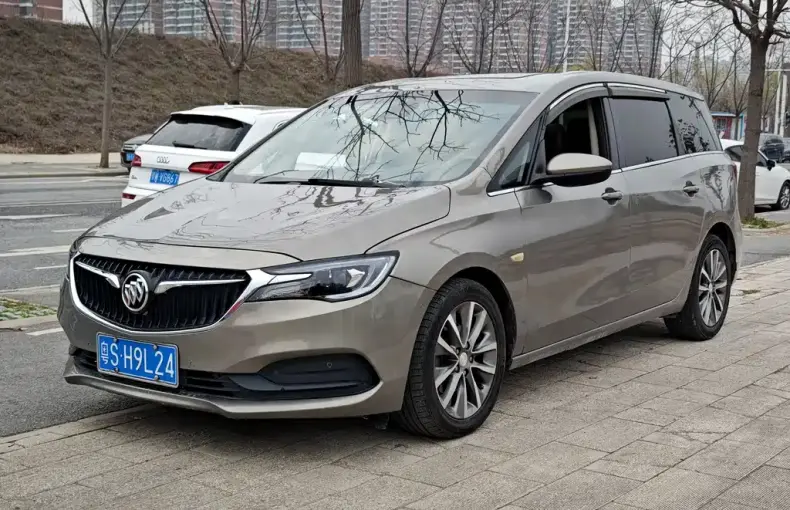 Buick GL6 2018 из Китая