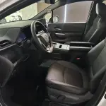Toyota Granvia 2025 из Китая