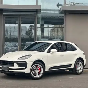Porsche Macan 2023 265 л.с. 265 л.с. 265 л.с. из Китая