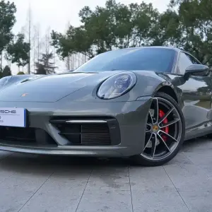Porsche 911 2022 из Китая