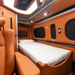 Toyota Hiace 2024 из Китая