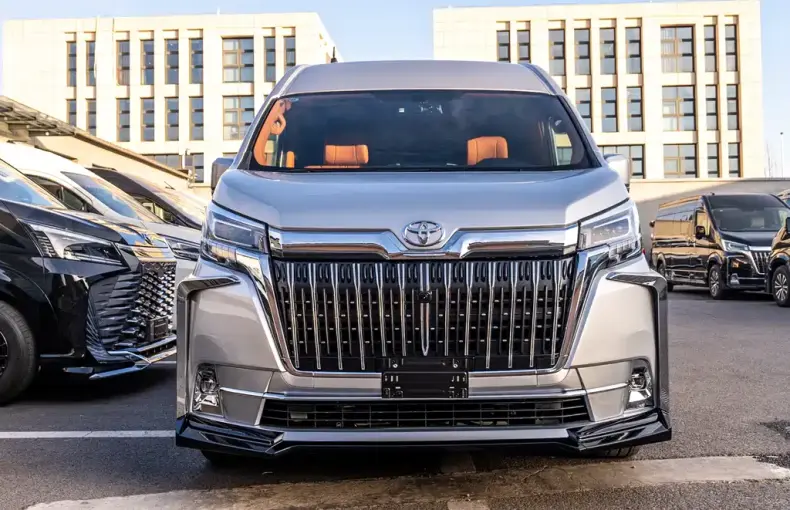 Toyota Hiace 2024 из Китая