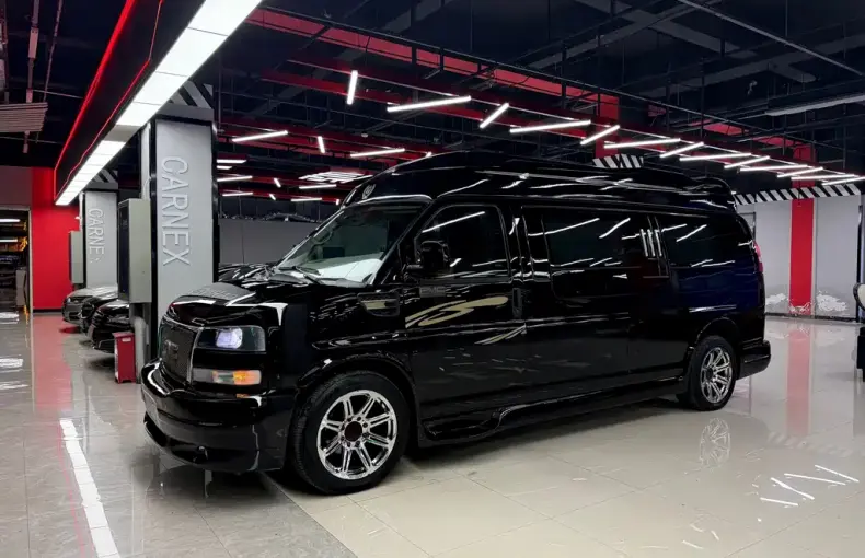 GMC Savana 2012 из Китая