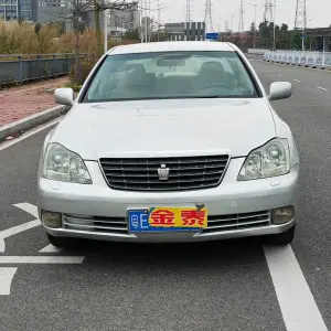 Toyota Crown 2006 из Китая