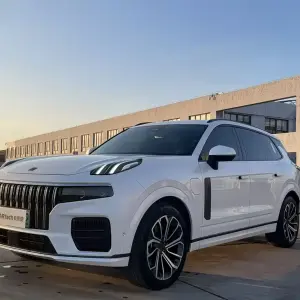 Lynk & Co 09 2022 из Китая