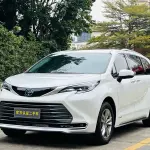 Toyota Sienna 2023 из Китая