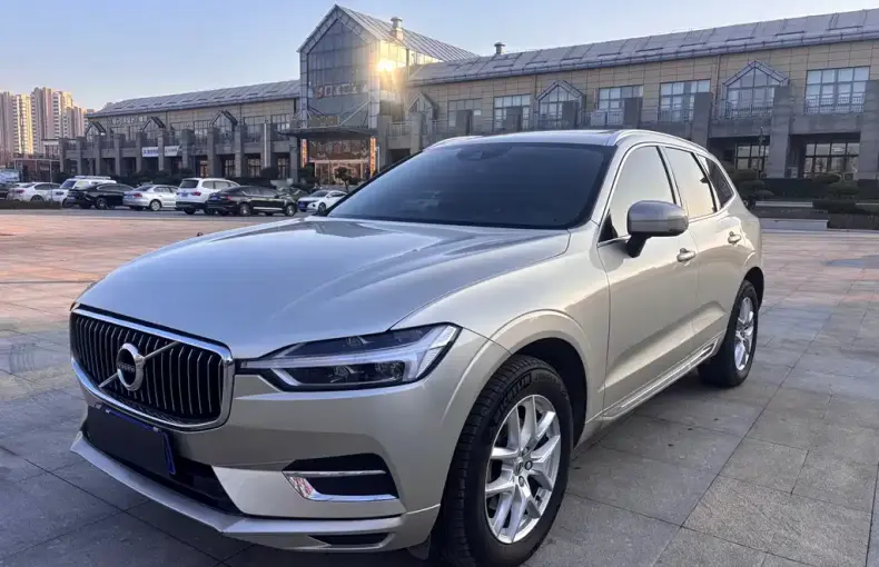 Volvo XC60 2021 из Китая