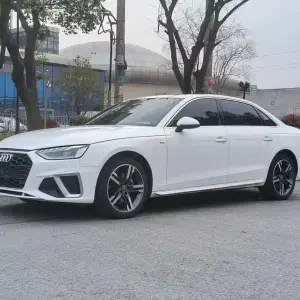 Audi A4L 2022 из Китая
