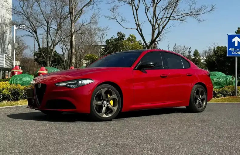 Alfa Romeo Giulia 2020 из Китая