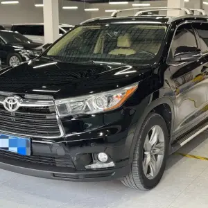 Toyota Highlander 2017 из Китая