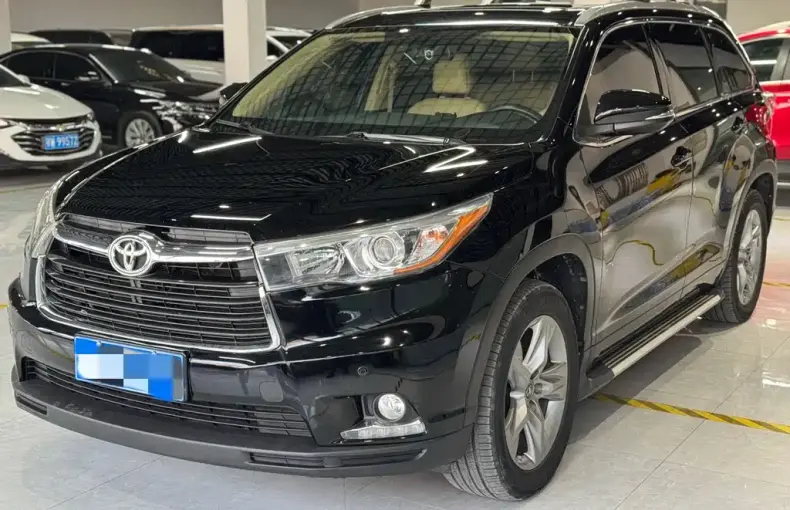 Toyota Highlander 2017 из Китая