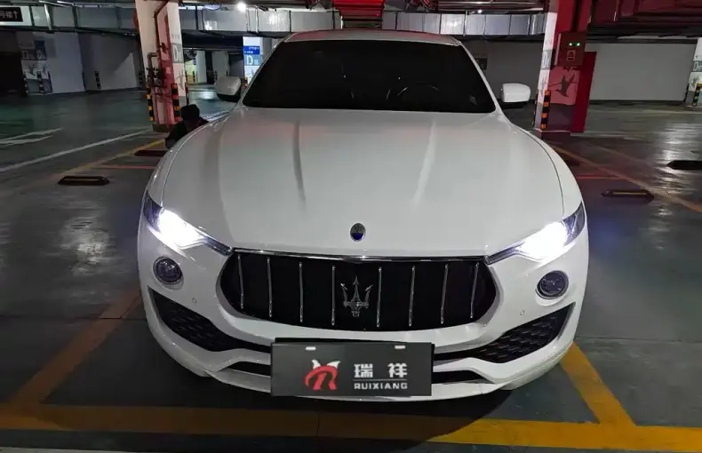Maserati Levante 2017 из Китая