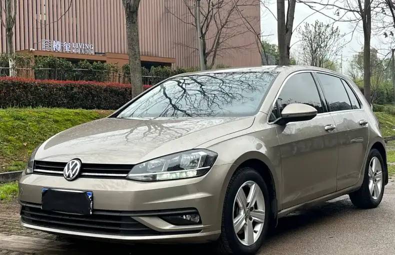 Volkswagen Golf 2018 из Китая