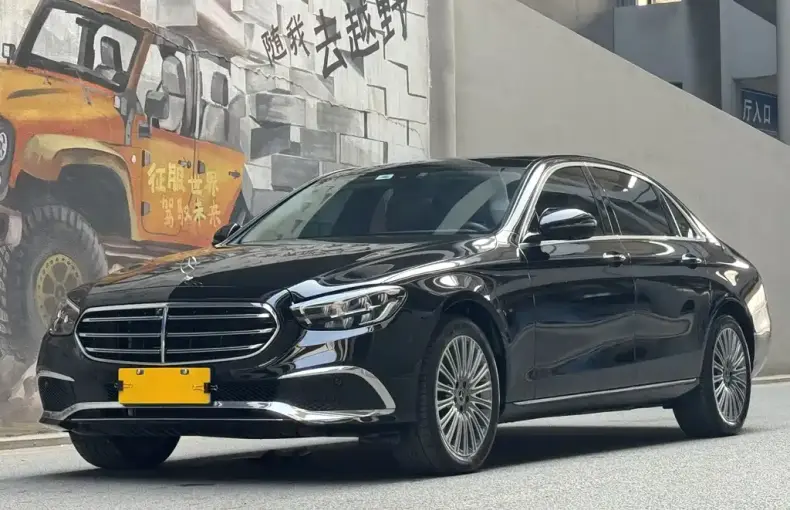 Mercedes-Benz E-Class 2023 из Китая