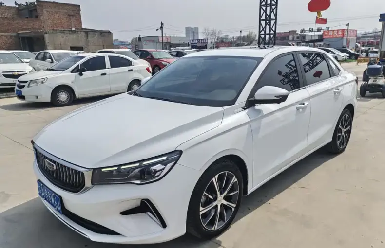 Geely Emgrand 2023 из Китая