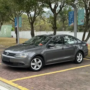 Volkswagen Sagitar 2012 из Китая