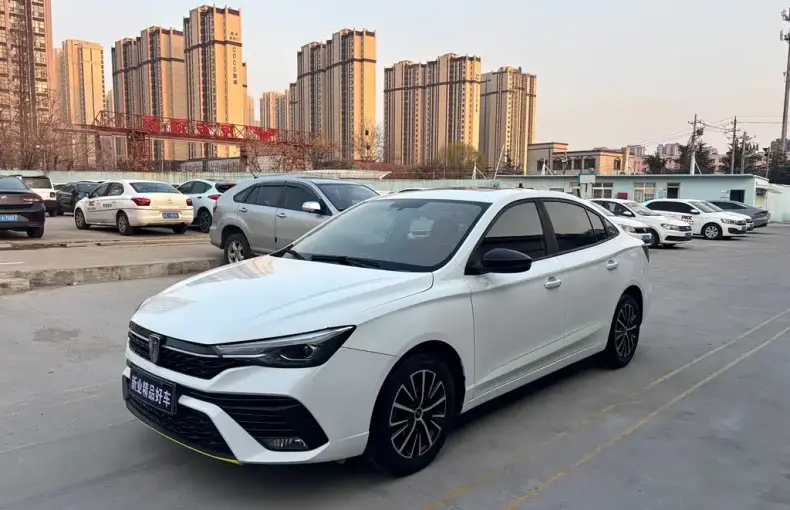 Roewe i5 2021 из Китая