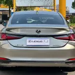 Lexus ES 2018 из Китая