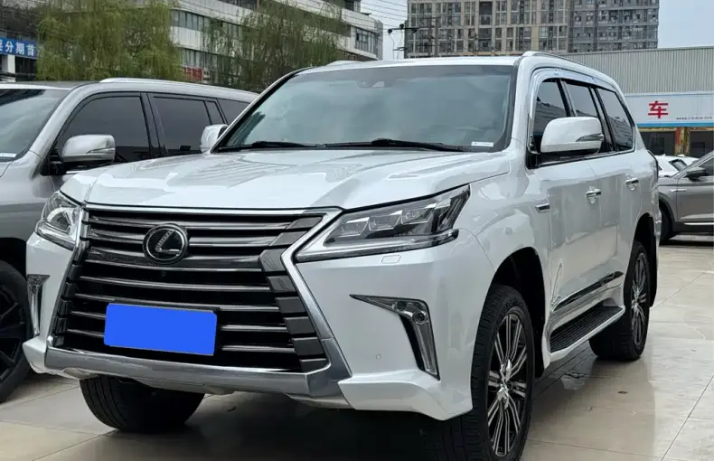 Lexus LX 2020 из Китая