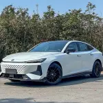 Changan UNI-V 2024 из Китая