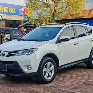 Toyota RAV4 2014 из Китая