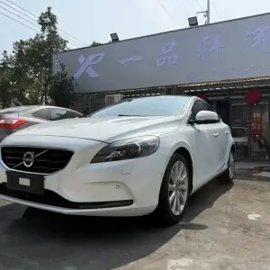Volvo V40 2016 из Китая
