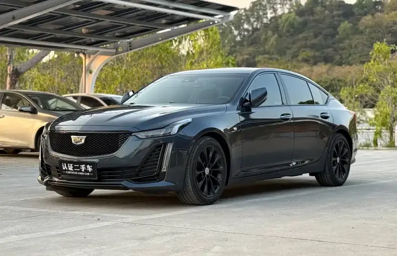 Cadillac CT5 2022 из Китая