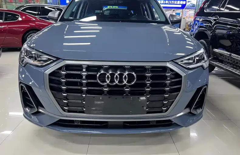 Audi Q3 2022 из Китая