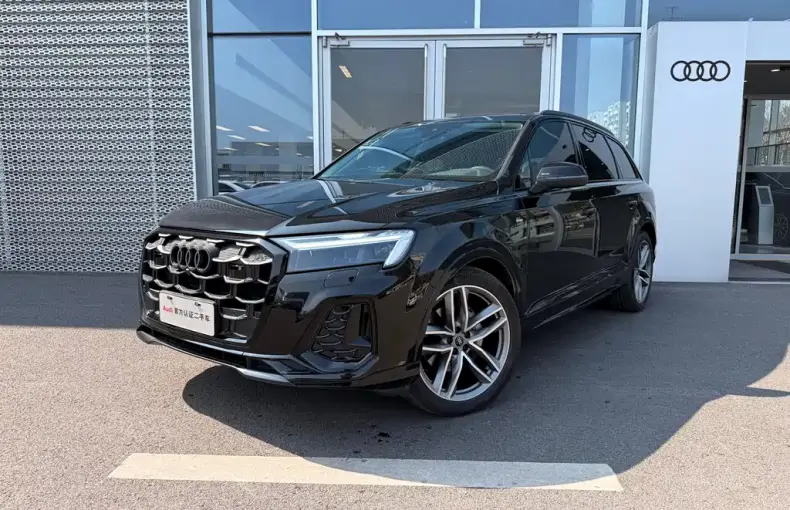 Audi Q7 2025 из Китая
