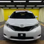 Toyota Sienna 2016 из Китая