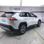 Toyota RAV4 2024 из Китая