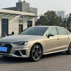 Audi A4L 2022 из Китая