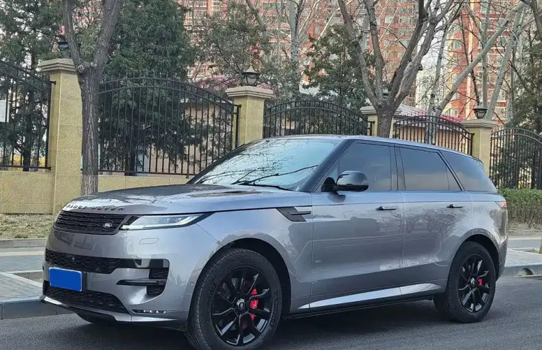 Land Rover Sport 2024 из Китая