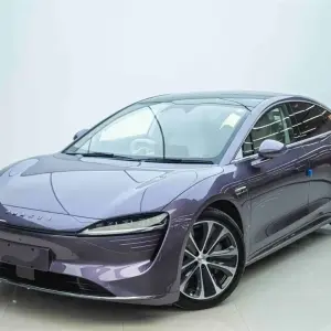 智界 Zhijie S7 из Китая