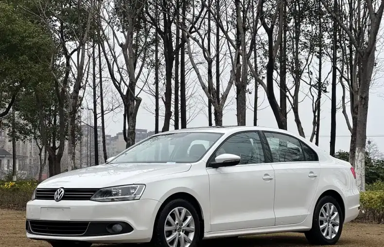 Volkswagen Sagitar 2013 из Китая