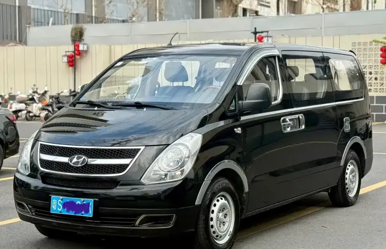 Hyundai H-1 2013 из Китая