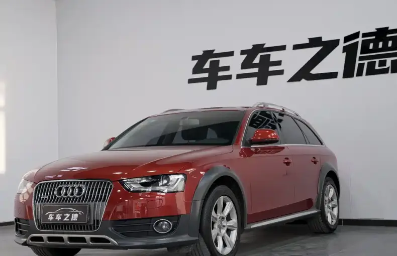 Audi A4 (Import) 2013 из Китая